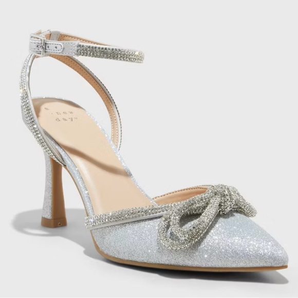 A New Day Carmin Bow Pump Memory Foam Insole Stiletto Heels Silver - Picture 1 of 8